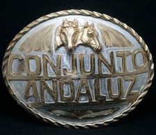 XA25160 VINTAGE 1970s CONJUNTO ANDALUZ MUSICAL ARTIST PERFORMERS BELT BUCKLE