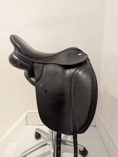 Thorowgood T8 Dressage Saddle Cob 17" Adjustable  (W/XW XW XW/XXW or XXW gullet)
