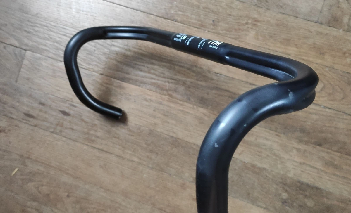 Cintre route ITM Alutech 7075 Noir