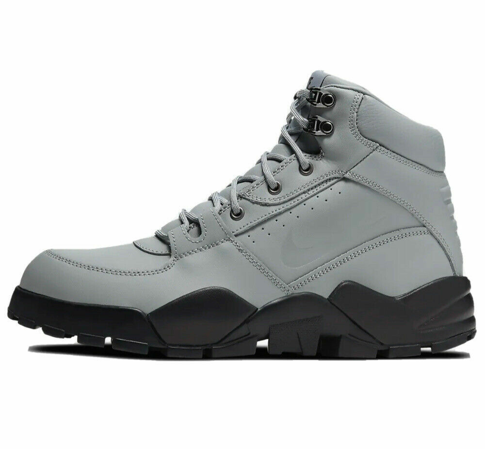 nike rhyodomo boots grey