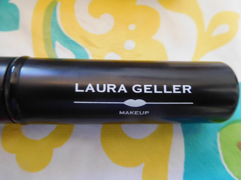 Laura Geller Blush n Brighten - Pink Grapefruit - Bronzer Medium & Brush- FREESH - Image 3 of 4