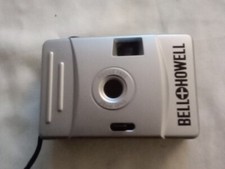 BELL HOWELL Point And Shoot 35MM Film Camera "Focus Free" 28MM Lens W Case