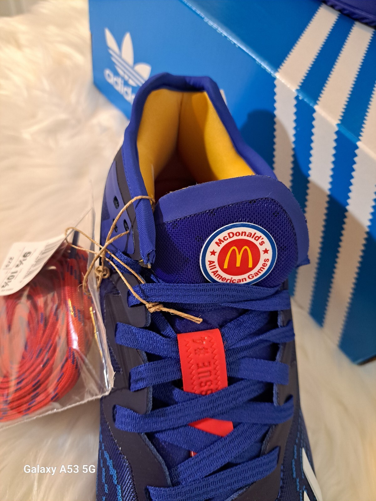 Adidas Mens Shoes D.O.N. Issue 4 Mid Basketball  Mc Donald's  American  BL 9.5 thumbnail 5