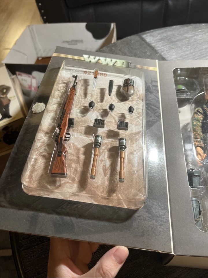 Figura Elite Force 1/6 cabo Wolfgang Feigel Waffen SS Panzer ENVÍO GRATUITO Foto 3 de 4