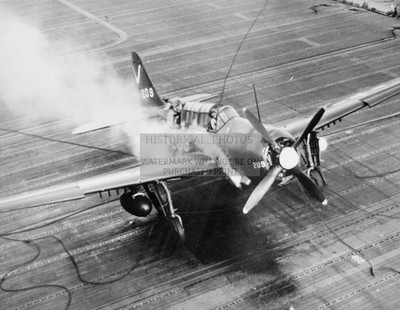 DAMAGED CURTISS SB2C-4E HELLDIVER USS TICONDEROGA 1945 8.5X11 PHOTO