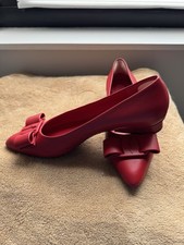 Salvatore Ferragamo Viva 55 Bow Pumps Women s Size 9.5 Leather Heels Made in Ita