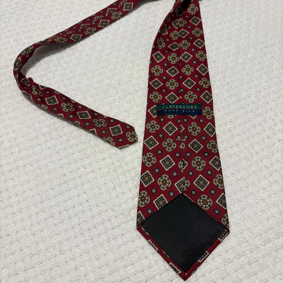 Corbata geométrica de seda hecha a mano Claybrooke vintage para hombre Foto 3 de 4