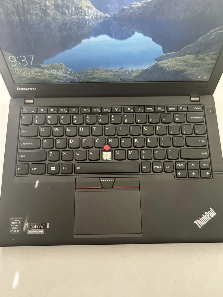 Lenovo ThinkPad Ultrabook x250 12.5"  Intel Core i5 4GB RAM 500GB SSD Win 10 Pro - Image 3 of 4