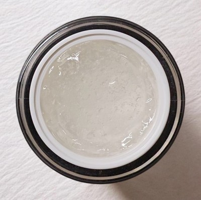 2 OZ. BELLAHUT ANTI-CELLULITE GEL / BODY FIRMING & CONTOURING