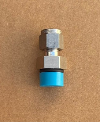 Swagelok SS-400-1-6ST, Male Connector, 1/4'' Tube  x 9/16-18 Male Several New