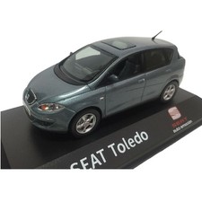 #34 Seat Toledo rain blue colour 1:43 IXO Fischer modelcar diecast
