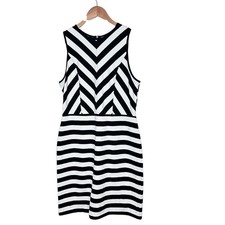 Chevron Knit Dress Ann Taylor LOFT Black And White Striped Stretch Sleeveless 8