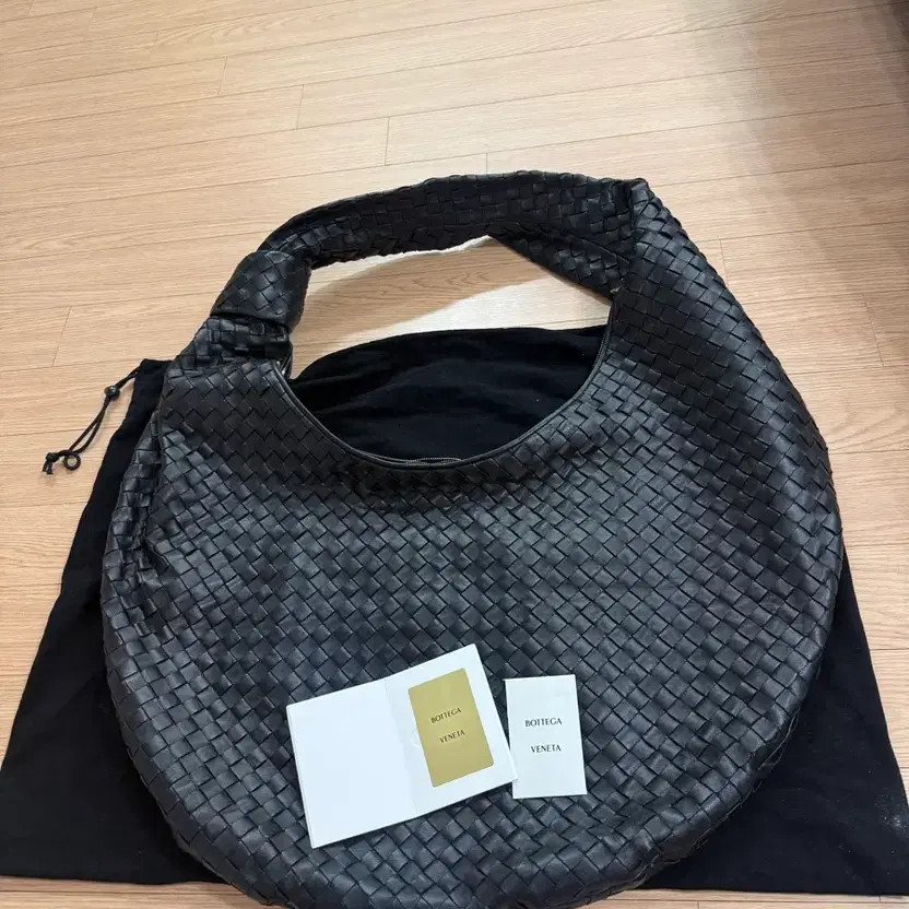 Bottega Veneta Hobo Bag - Black Leather, Large Size, Pre-Owned thumbnail 6