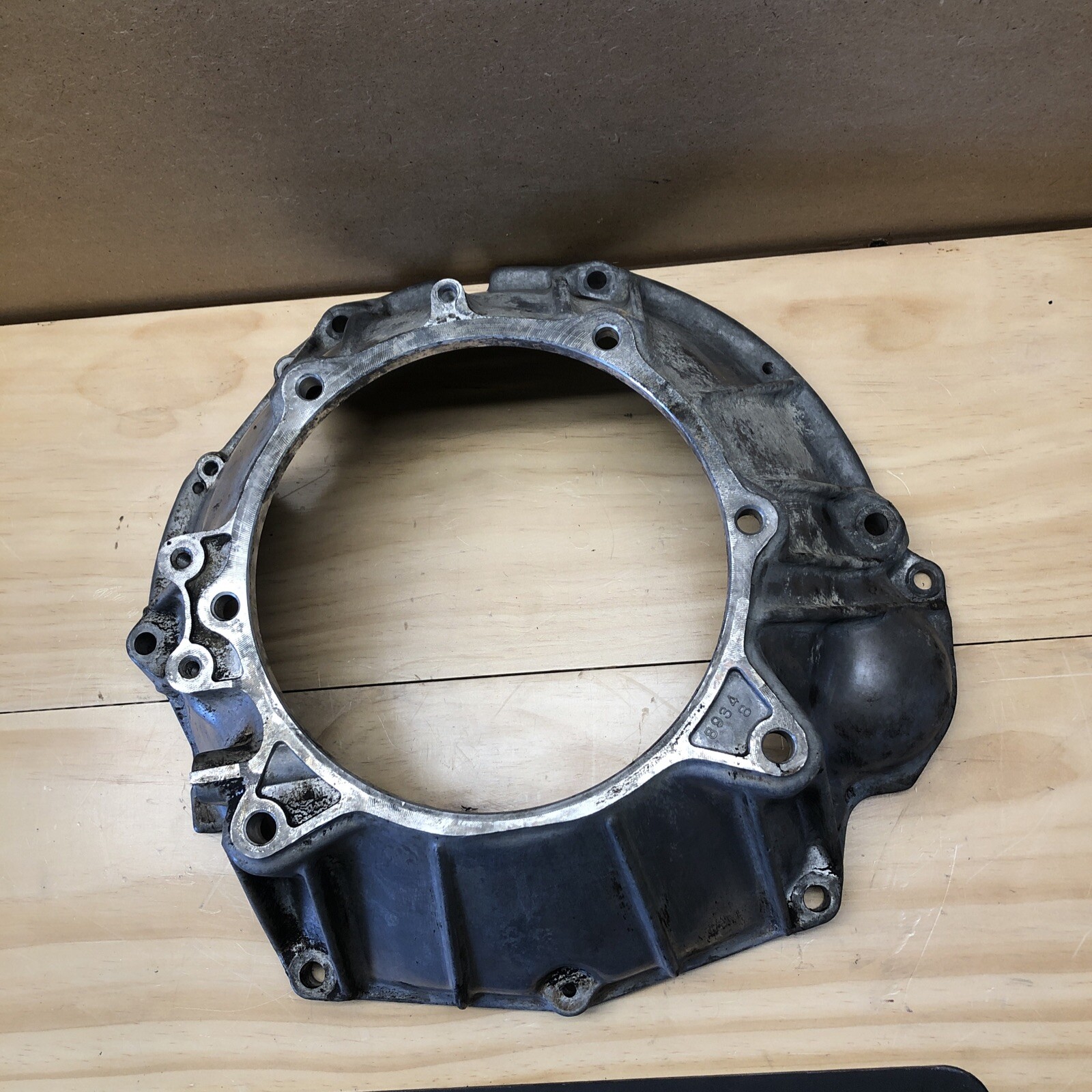 8701 Jeep Cherokee XJ Comanche MJ AW4 Automatic Transmission Bell