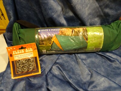 Lot Tente De Camping 2 Places + Crochets - Vert, Neuve Jamais Servie