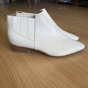 aquatalia ivory leather ankle boots