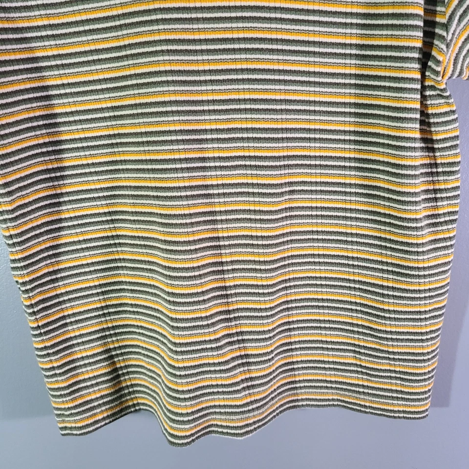 Basic Editions Shirt Women's Sz M V-Neck Green Yellow Striped Short Sleeve - Image 3 of 4