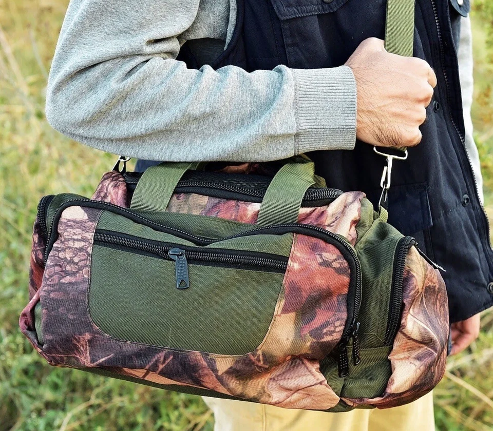 Military Small Camo Duffle Bag Hunting Fishing Gear Catch-All Carry-On Organizer - Image 3 of 4