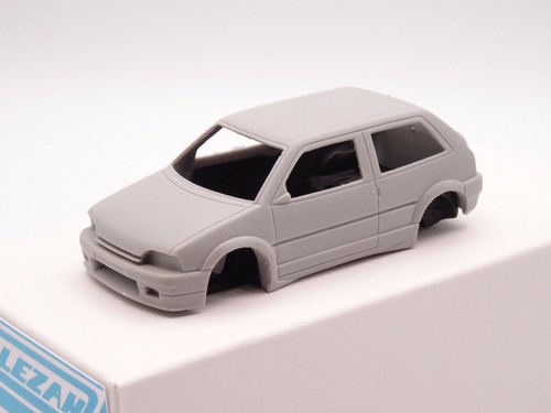 Accessoires Modélisme 1/43 - 8 Phares Ronds + Décalcomanies HELLA Par Alezan Models