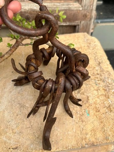 Antiguo gancho de tracción de cubo de pozo agrícola forjado a mano de hierro antiguo de 1800 - Imagen 13 de 14