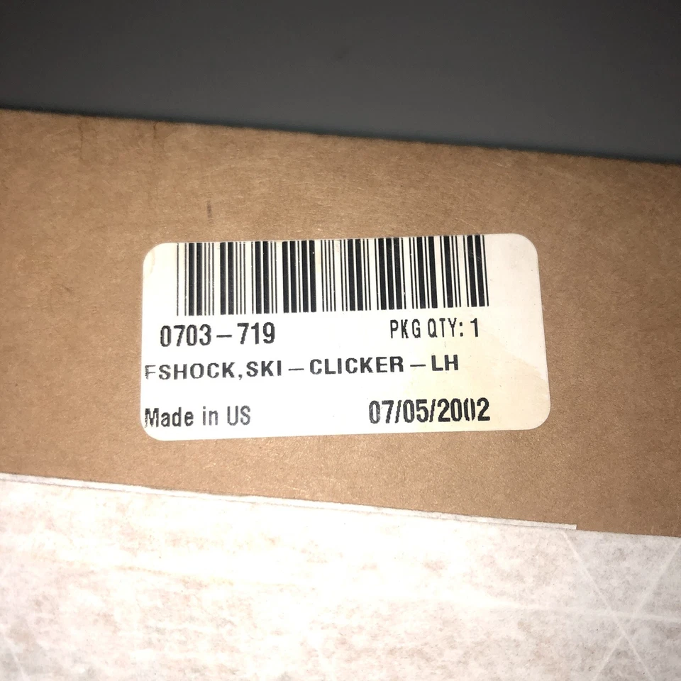 NUEVO Amortiguador izquierdo Arctic Cat genuino OEM 0703-719 para 2000 ZR Z 440 Sno Pro Foto 4 de 4