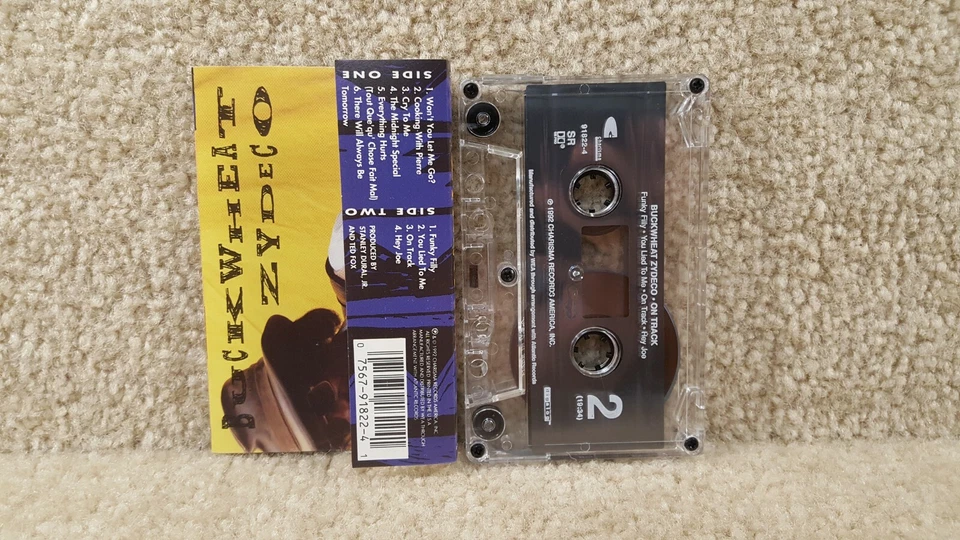 Vintage 1992 Cassette Tape Buckwheat Zydeco On Track Charisma Records Foto 2 de 4