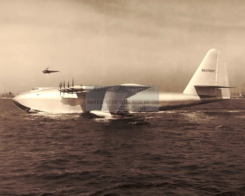 SPRUCE GOOSE H-4 HERCULES FLYING BOAT HOWARD HUGHES WW2 1947 8X10 PHOTO