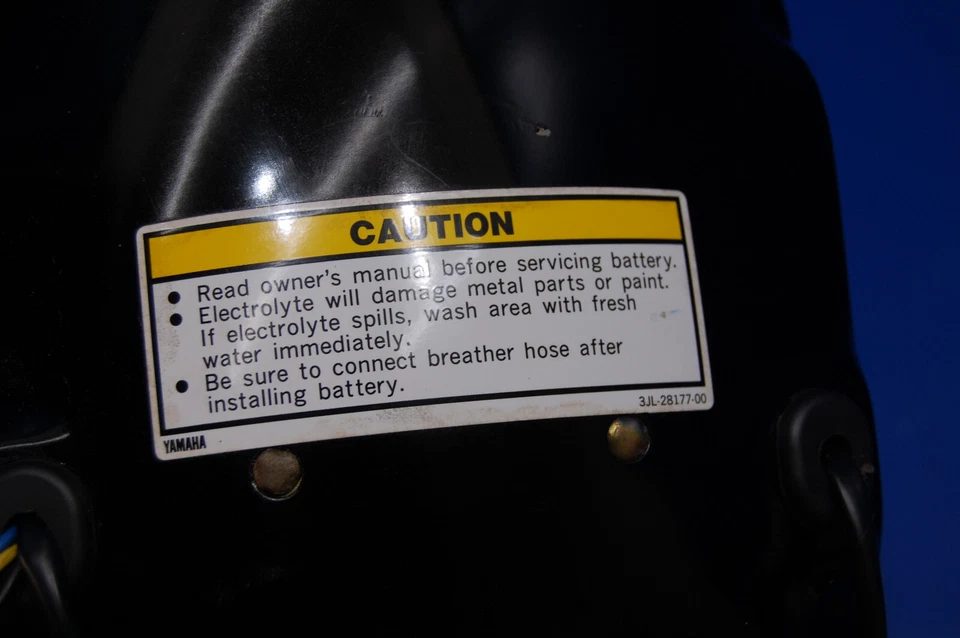 96-01 XV250 1996 VIRAGO OEM GUARDABARROS TRASERO CUBIERTA GUARDABARROS LUZ TRASERA 2UJ-21610-00-6G Foto 3 de 4