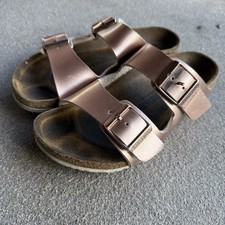 Birkenstock Arizona Girl's Size 3 EU 33 Hard Narrow Footbed Sandals Rose Gold