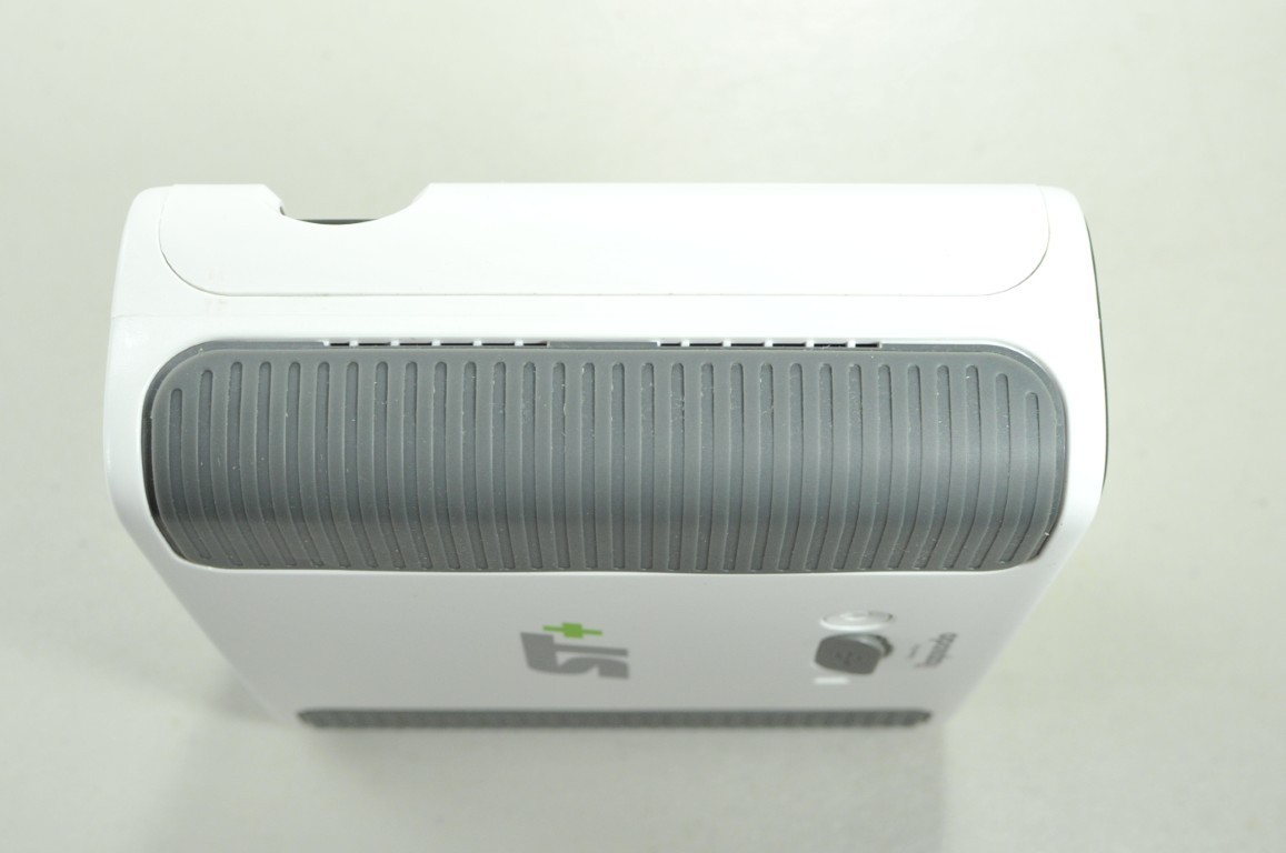 SkyGolf SkyTrak Plus + Golf Simulator 2023 Launch Monitor with Case  #206682