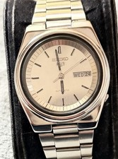 Vintage Seiko 5 17 Jewels Automatic Men’s Watch Silver Dial Japan Made 6309
