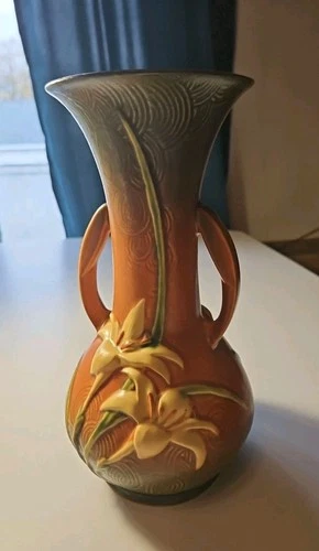 Vtg Roseville Art Pottery Vase Brown Green Zephyr Lily 137-10, 10 1/4" Tall