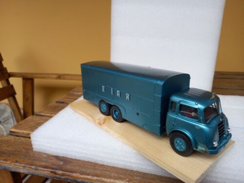 camion truck lkw 1/43 fiat iveco Alfa Romeo 950 code 3 Ixo gila old cars no 682 - Imagen 7 de 17
