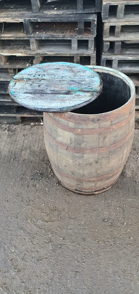 LID REMOVED LARGE WIDE WHISKEY OAK WOODEN BARREL COLD WATER THERAPY PLUNGE POOL - Image 4 of 4