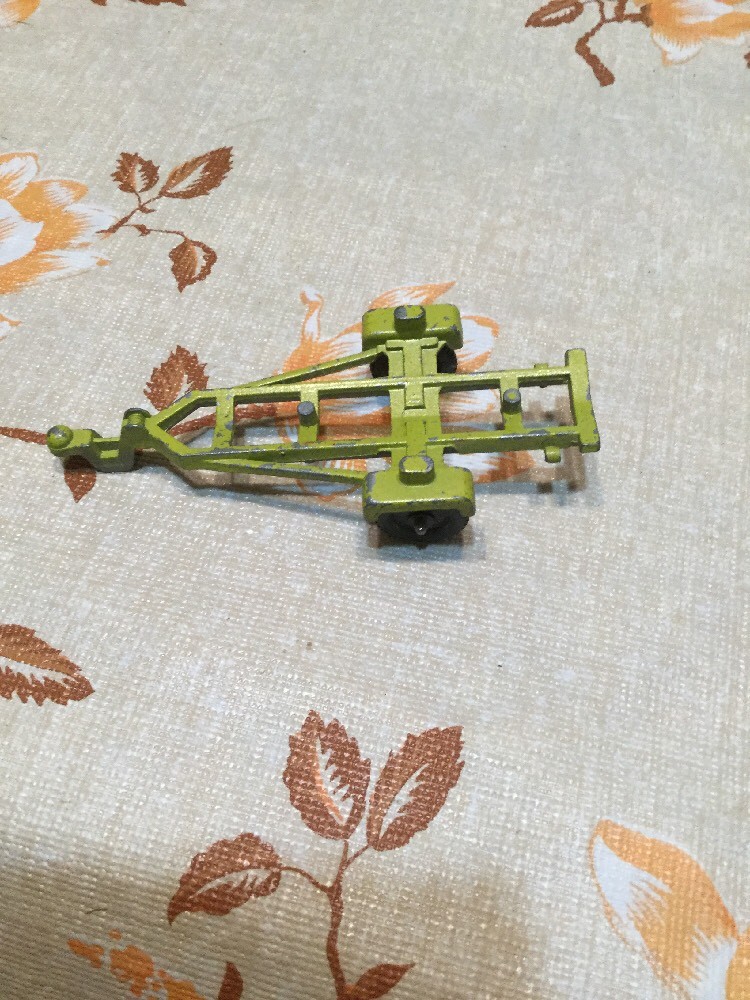 Picture 3 of 4