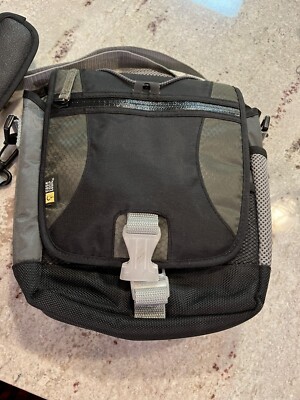 Case Logic Camera Bag With Belt Loop Removable Shoulder Strap Black