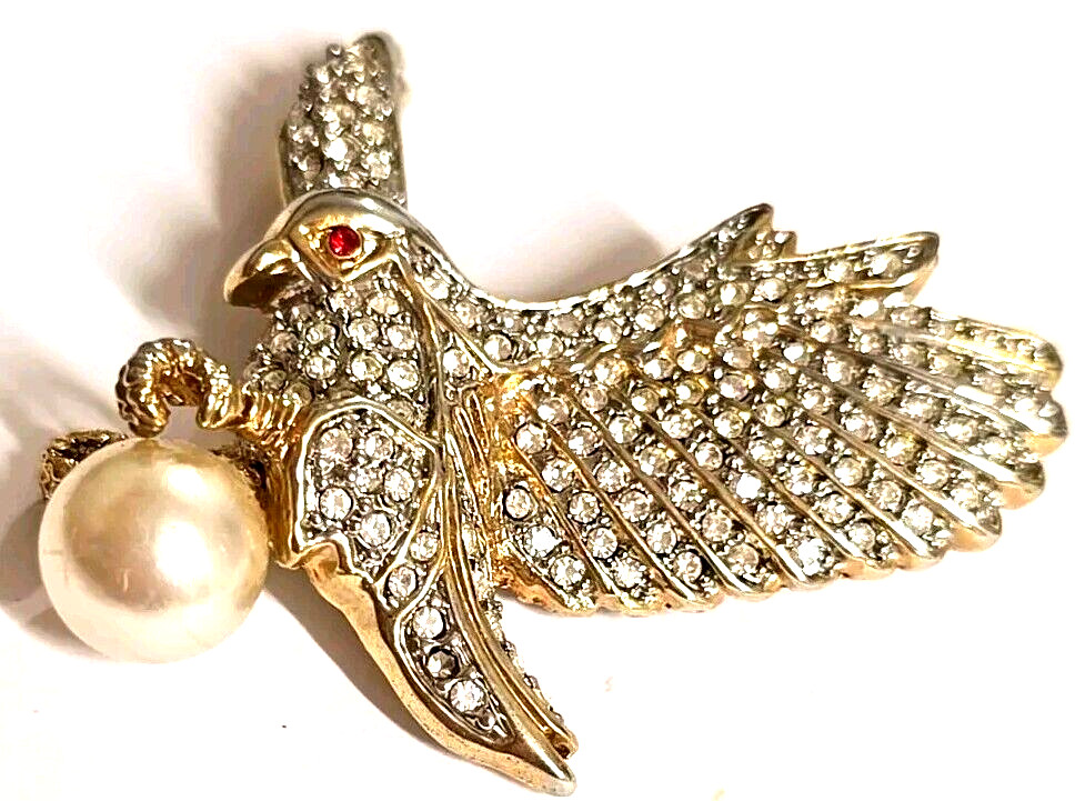 Majestic Eagal In Flight With Prized Faux Pearl - Classic ASPEN Vintage Brooch 