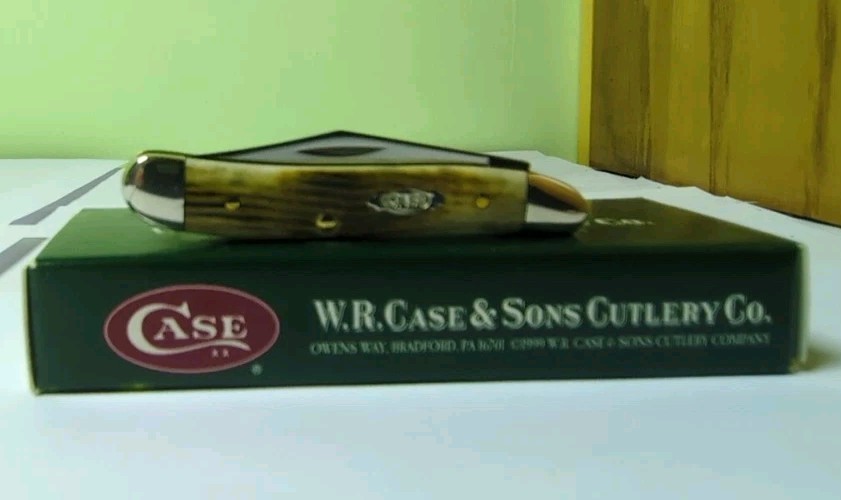 Case XX 2005 Olive Green Barnboard Peanut #5582 (6220 SS)