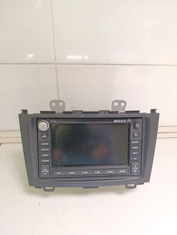 Honda CR-V 2008 Radio / Reproductor de CD / Reproductor de DVD / Navegación BOS116758 Foto 2 de 4