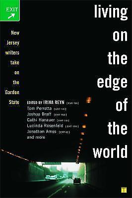 Living on the Edge of the World: Ne- 9780743291606, paperback, Irina Editor Reyn