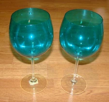 2x Crate and Barrel (376-051) Gem Aqua Long Stem, Baloon Wine 21oz Glasses