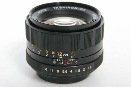 Objectif Yashica Auto Yashinon DS 50mm F/1.9 – Monture à Vis M42 (occasion)