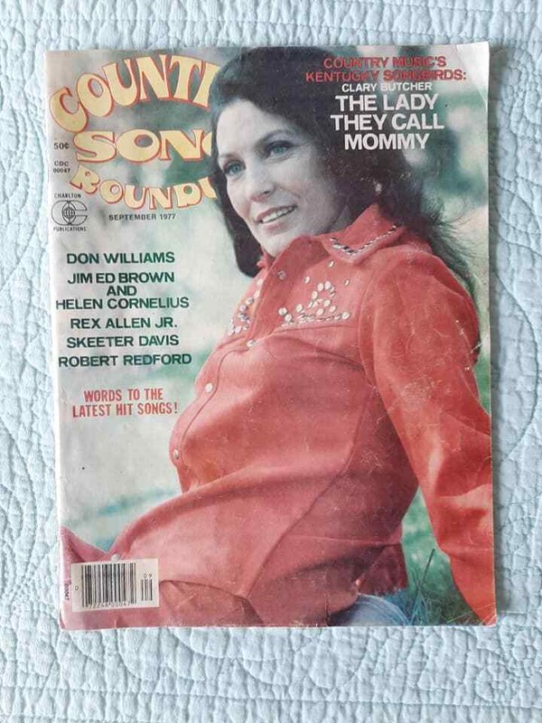Country Song Roudup Lorretta Lynn cover +Crystal Gayle +Skeeter Davis +Redford +
