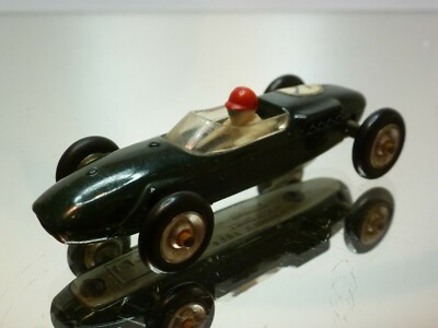 SOLIDO LOTUS F1 RACE CAR - GREEN F1 1:43 - GOOD CONDITION - 382