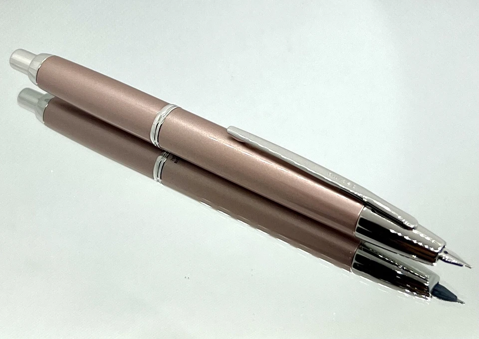 Pluma Estilográfica Pilot Namiki Decimo Sin Tapa Rosa Champán Plumín Fino FCT-15SR-CP-F Foto 2 de 4