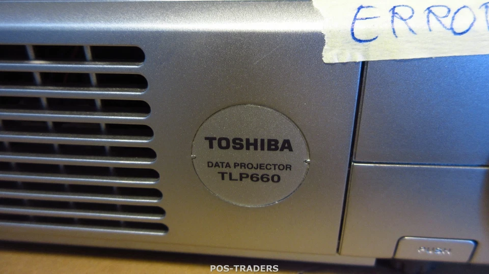 Toshiba TLP660 3LCD Projector Beamer 1100 Lumens XGA - No Remote- DEFECT / ERROR - Bild 3 von 4