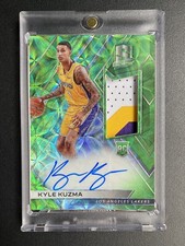 2017-18 PANINI SPECTRA GREEN RAINBOW PRIZM JERSEY PATCH AUTO