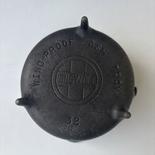 Vintage Griswold Cast Iron Ash Tray #32 Wind Proof Rare