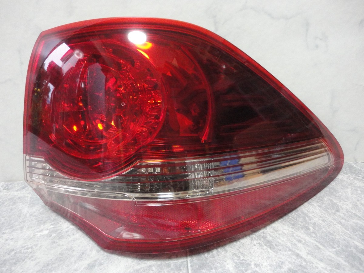 TOYOTA CROWN GRS200 ATHLETE Genuine LED Tail Light Lamp Right