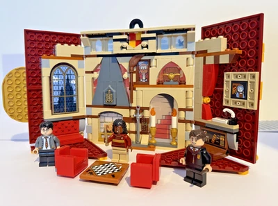 LEGO Harry Potter 76409 Gryffindor House Banner